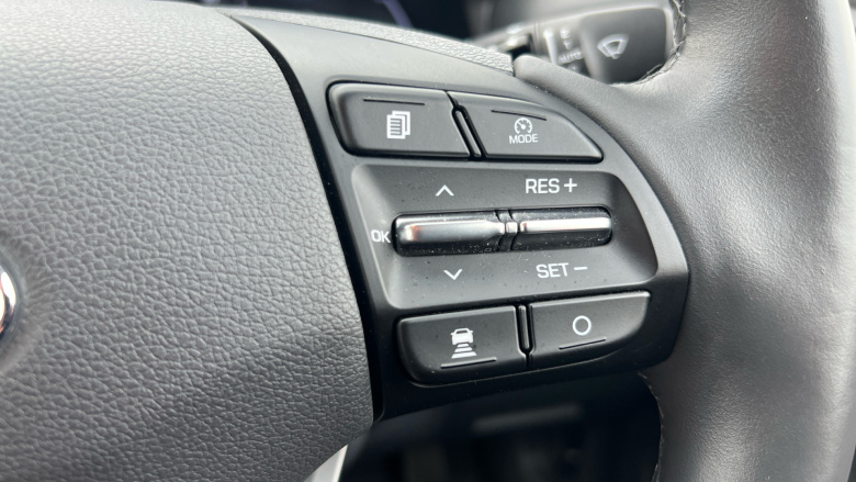 Hyundai IONIQ 88kW Electric Premium 28kWh 5dr Auto Electric Hatchback